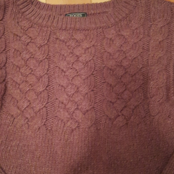 Roots Sweater - Picture 4 of 5